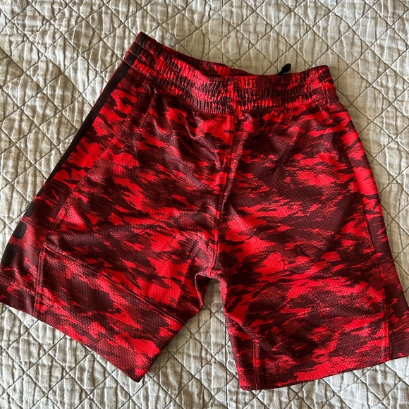 3 pair of boys size 7 Nike shorts - Picture 5 of 12